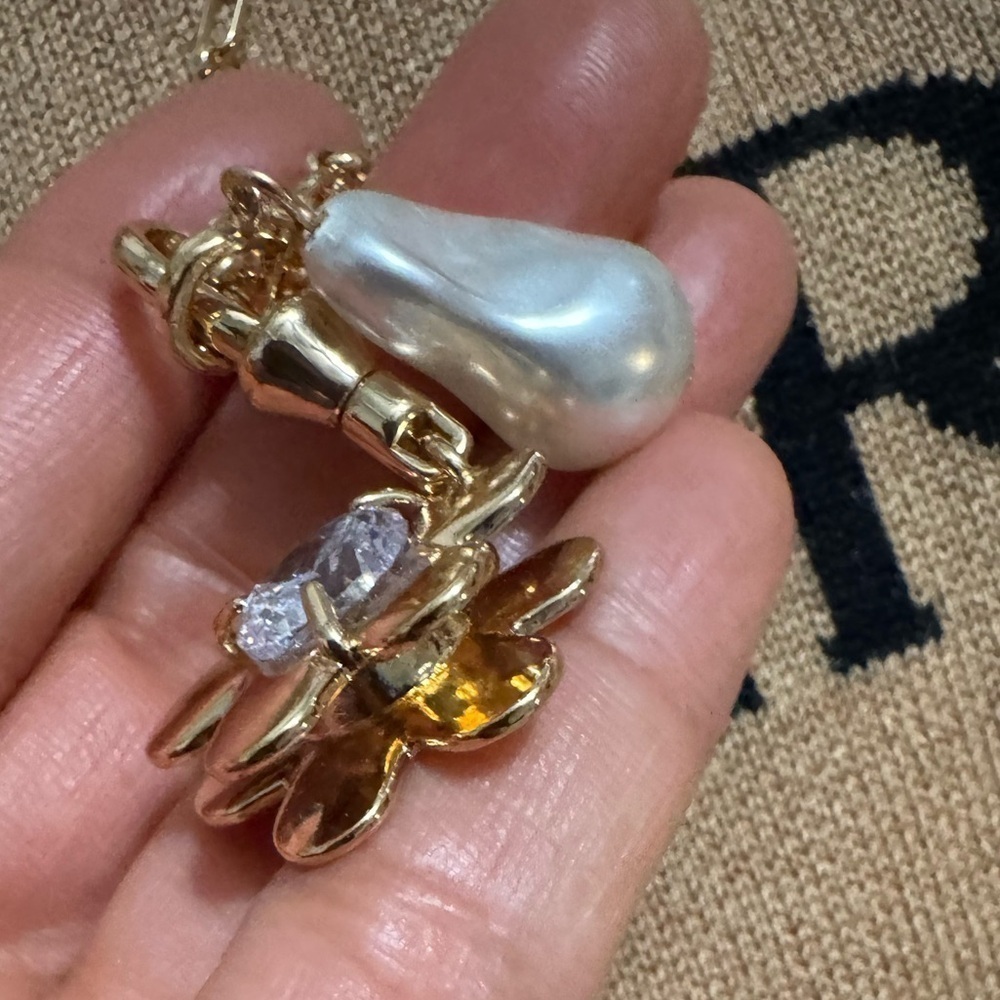New - Anthropologie statement necklace with removable charm - Picture 5 of 5